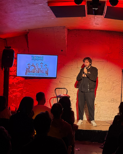 El asado: stand up
