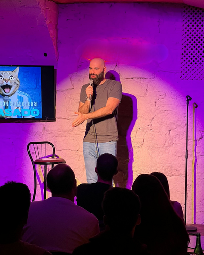 El asado: stand up