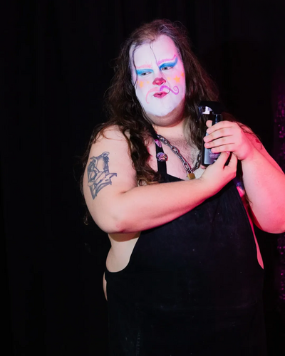 Buffoonery cabaret